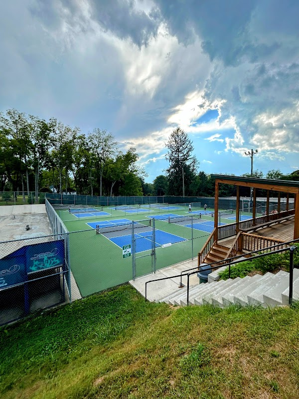 Hollowell Park - Image 2