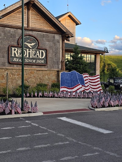 Bass Pro Shops thumbnail