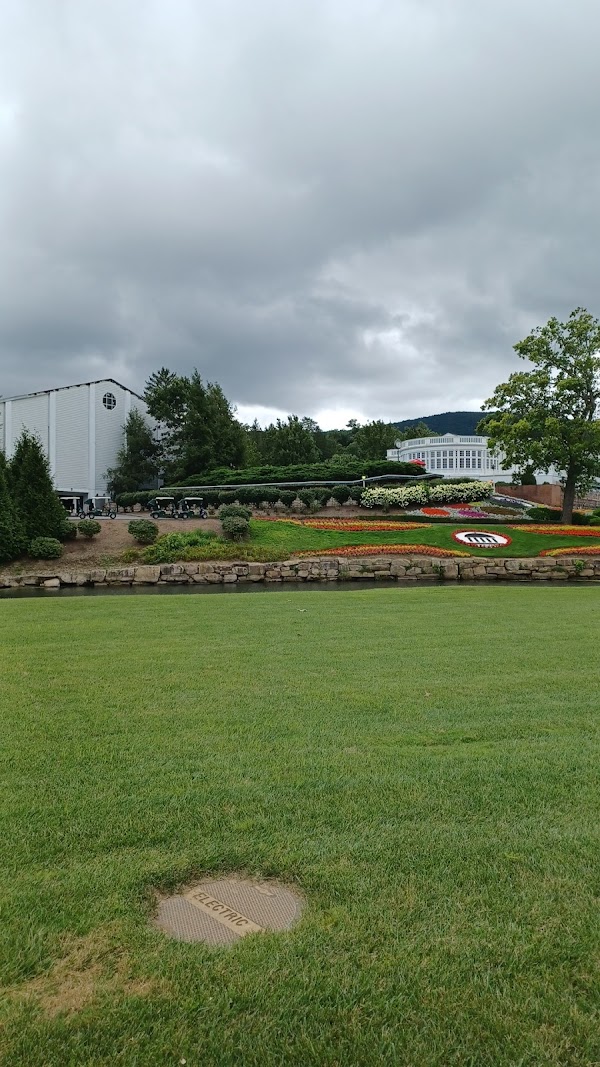 Greenbrier Tennis and Fitness Center - Image 2