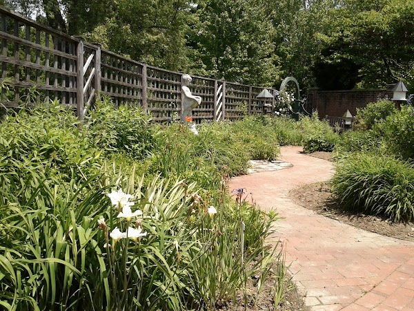 Veterans Memorial Park - Image 3