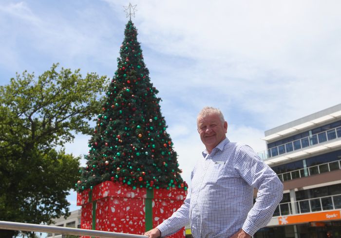 No grinches here: Mayor backs Christmas spend