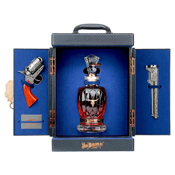 Doc Holliday 10 Year Old With Revolver Bourbon Whiskey 700Ml