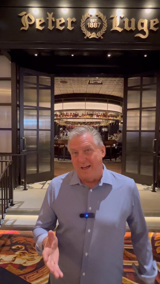 Peter Luger Las Vegas: Sizzling Steak Review!