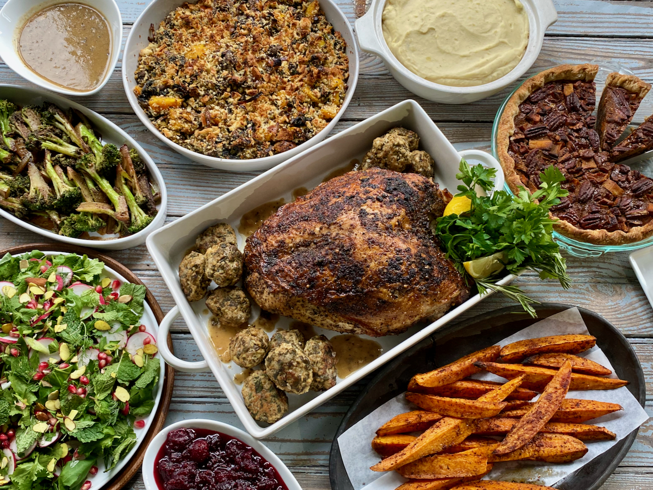 Image of Add the Muntok pepper and season to taste with salt.