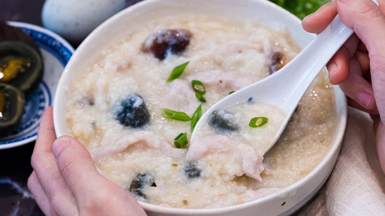 Pork & Century Egg Congee Recipe (皮蛋瘦肉粥)