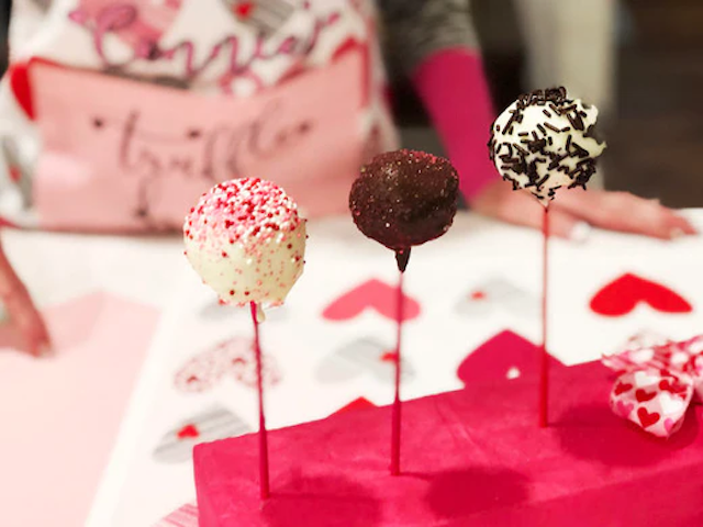 Red Velvet Cake Pops