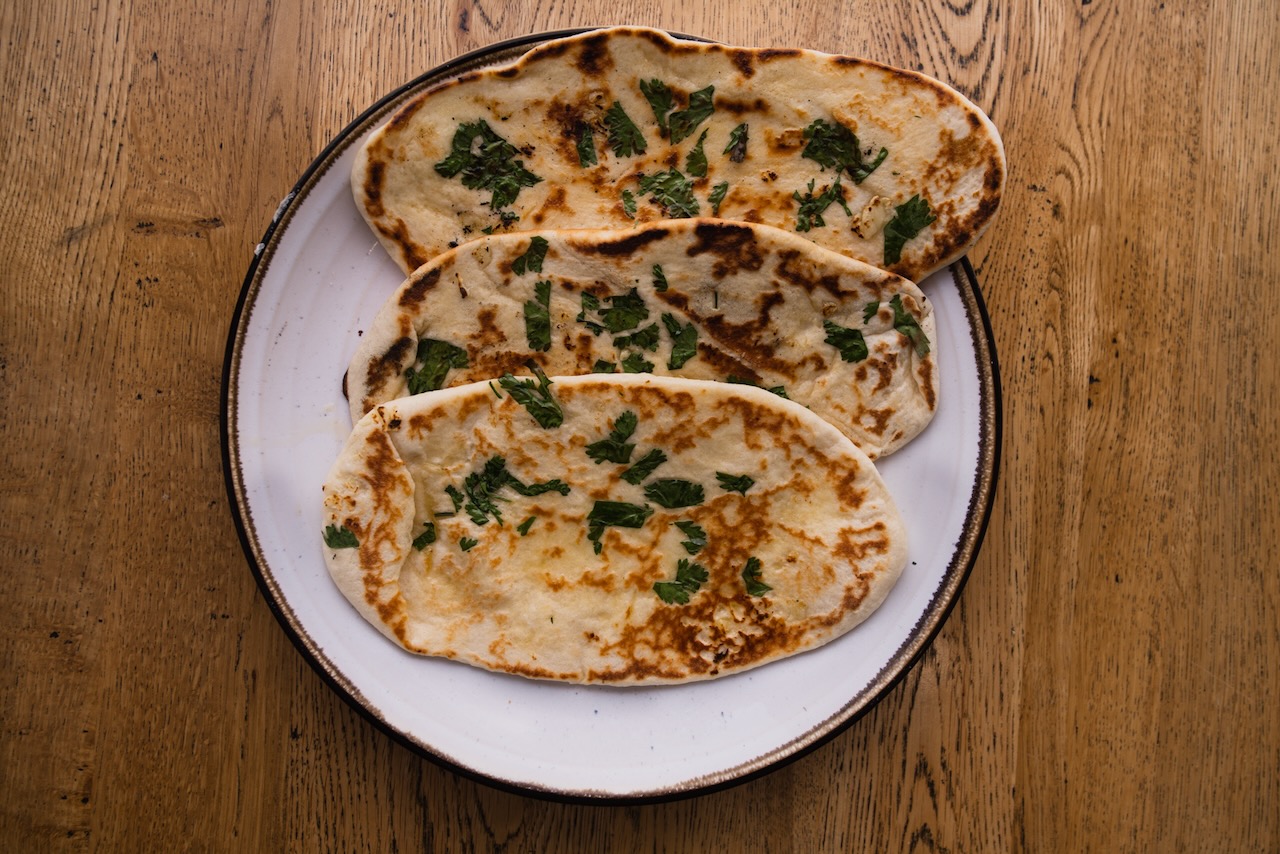 Garlic naan