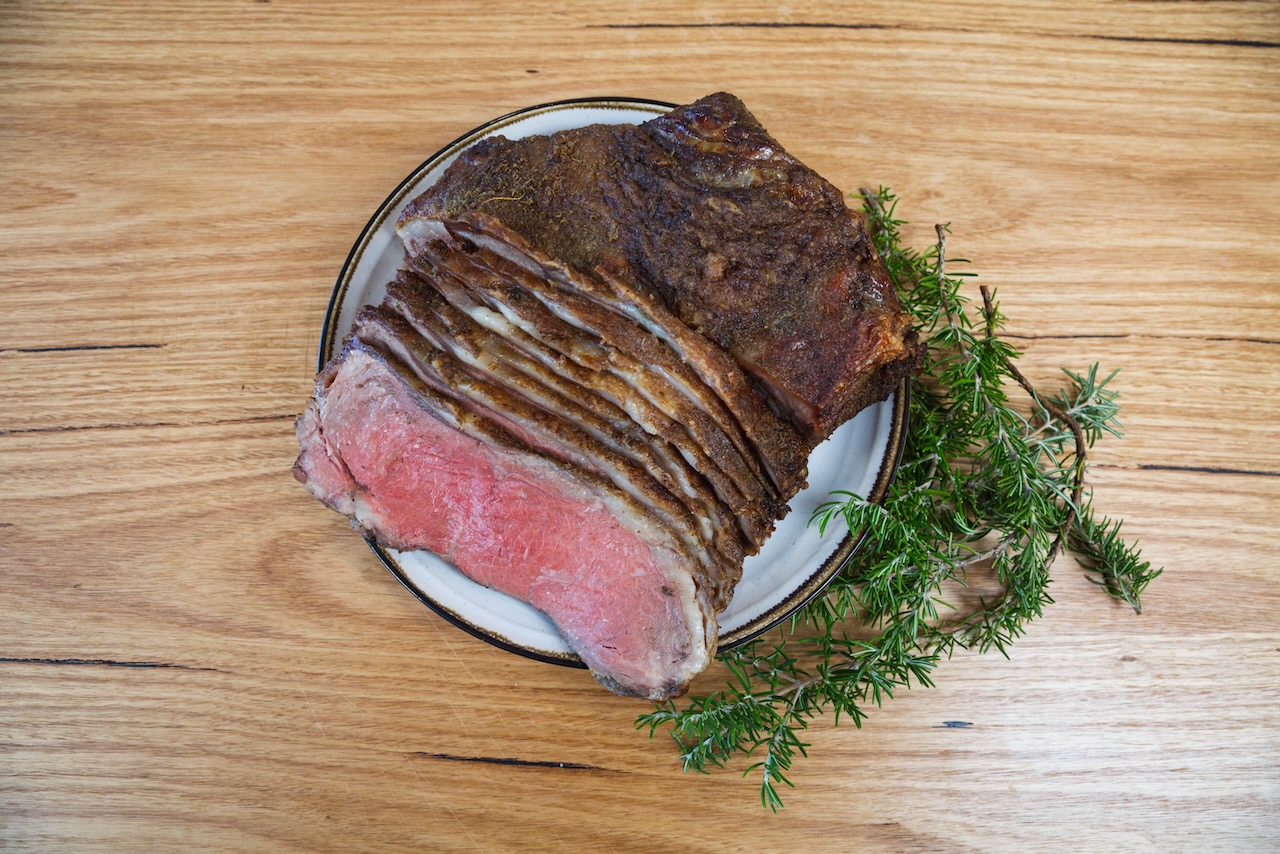 Rosemary salt roast beef