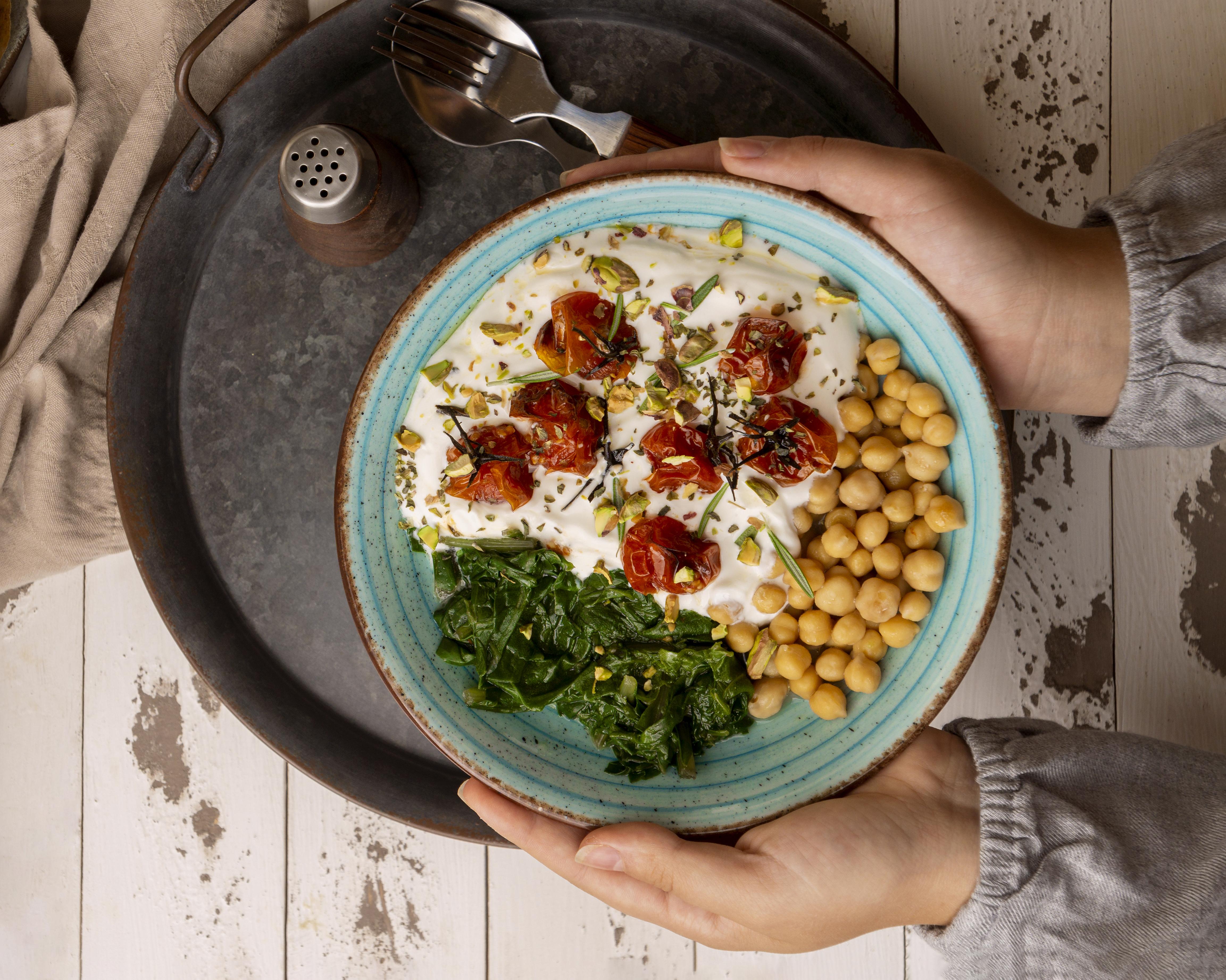 Chickpea and spinach bowl