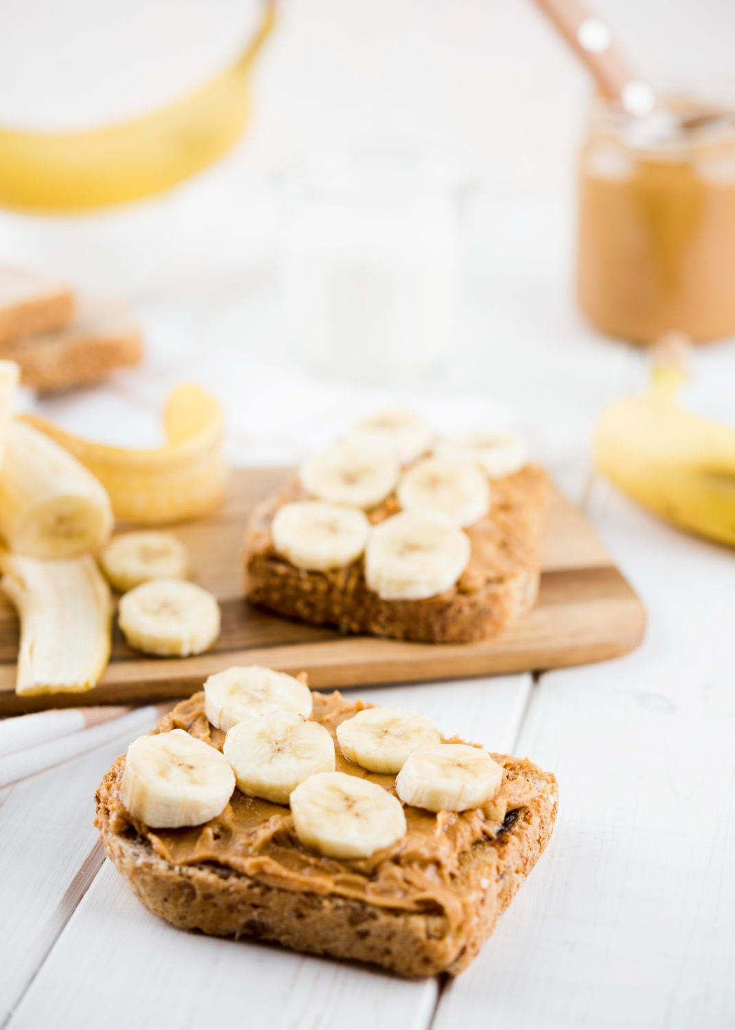 Toast with peanut butter and banana