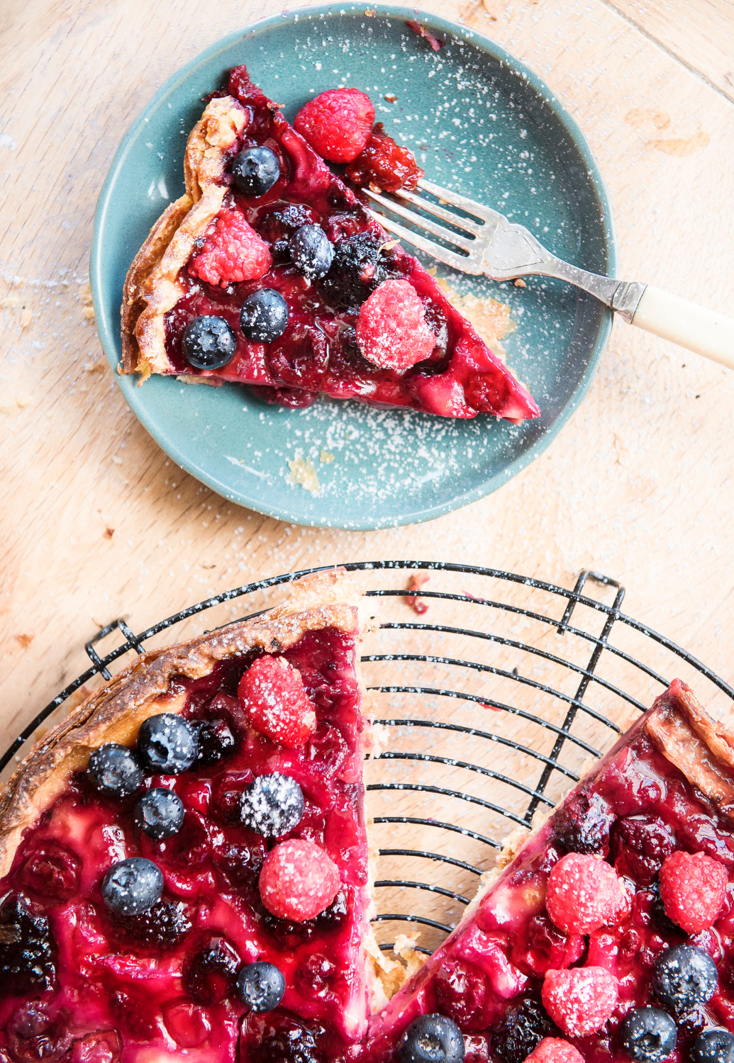Super easy berry tart