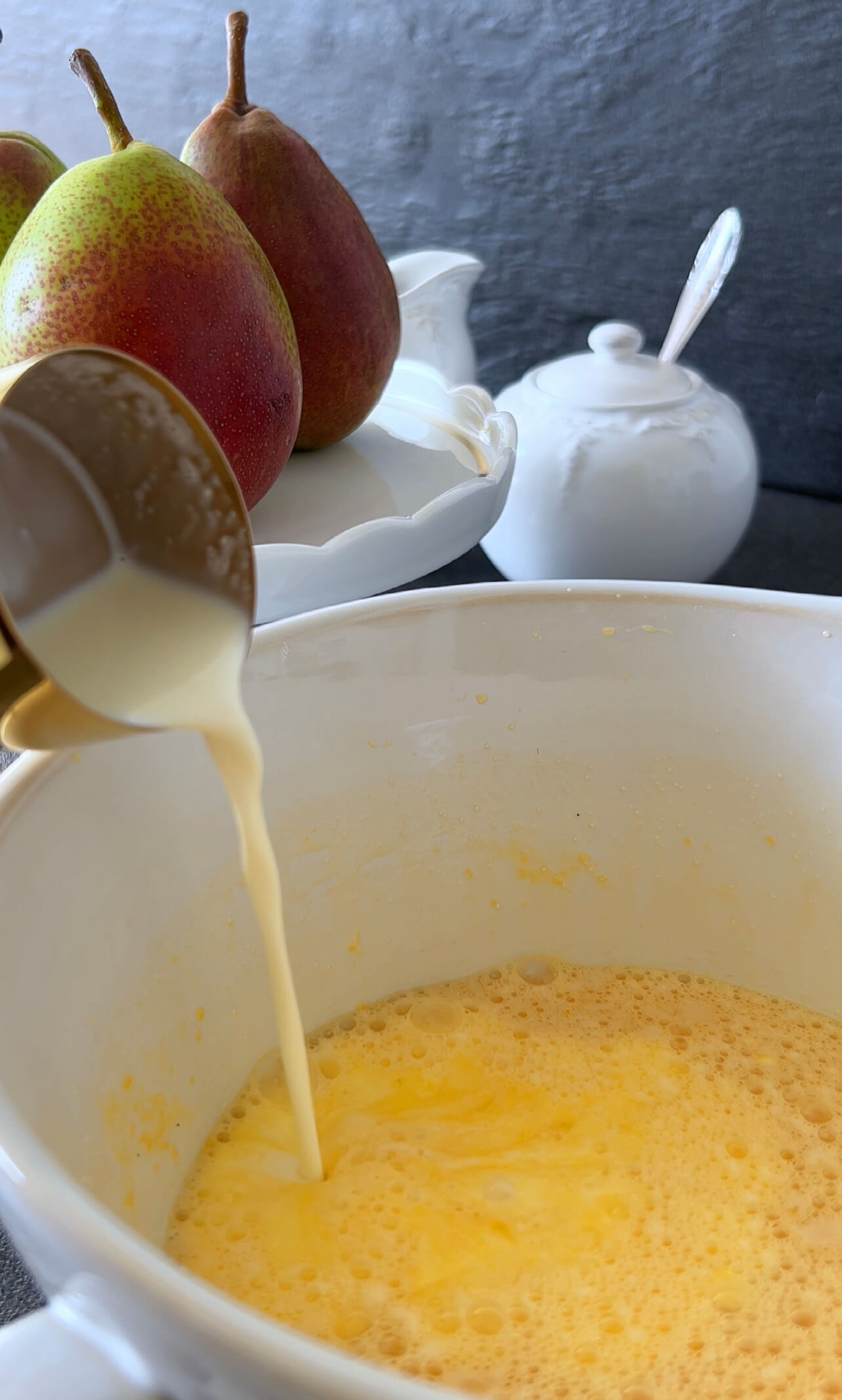 Image of In a bowl, mix flour, cold butter, sugar, egg, vanilla...