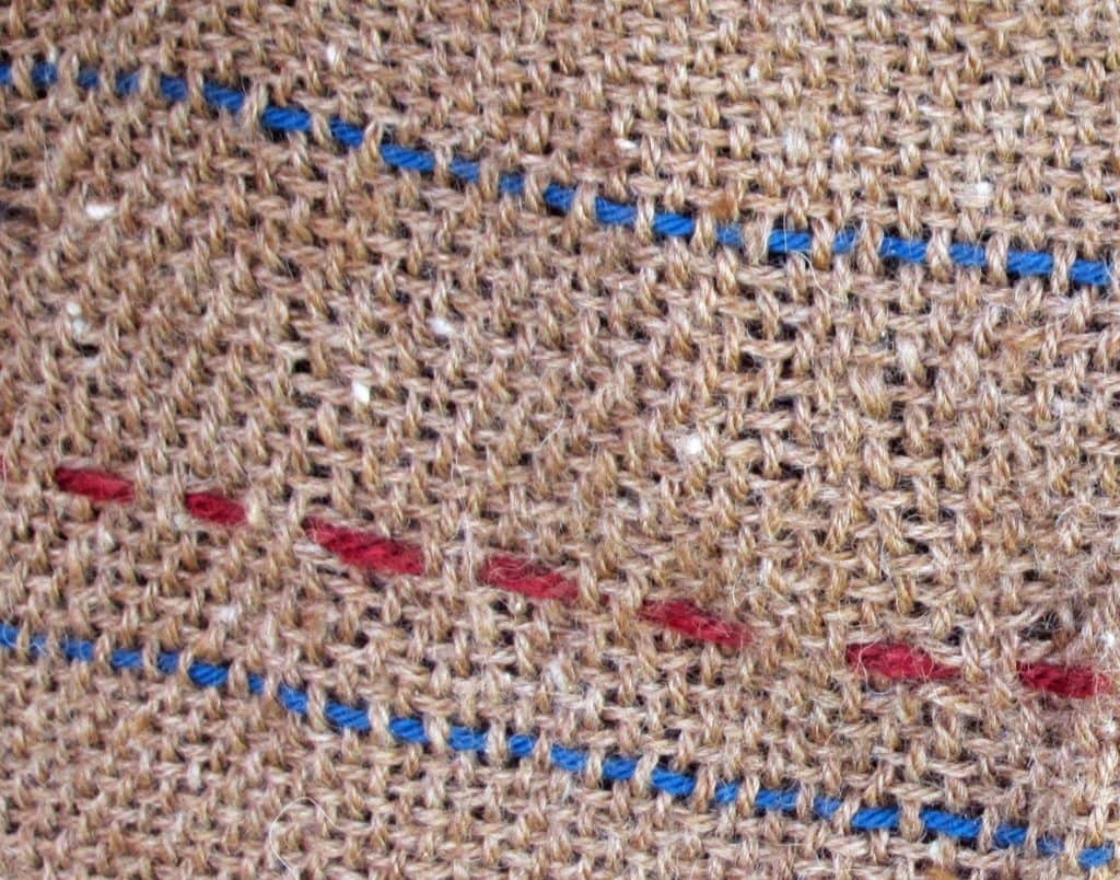 Image of Weave a few supplementary threads throughout the bodice, making the...