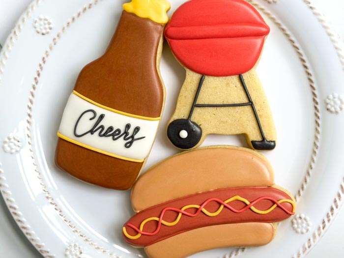 How to Decorate a Hot Dog Sugar Cookie | Ann Clark