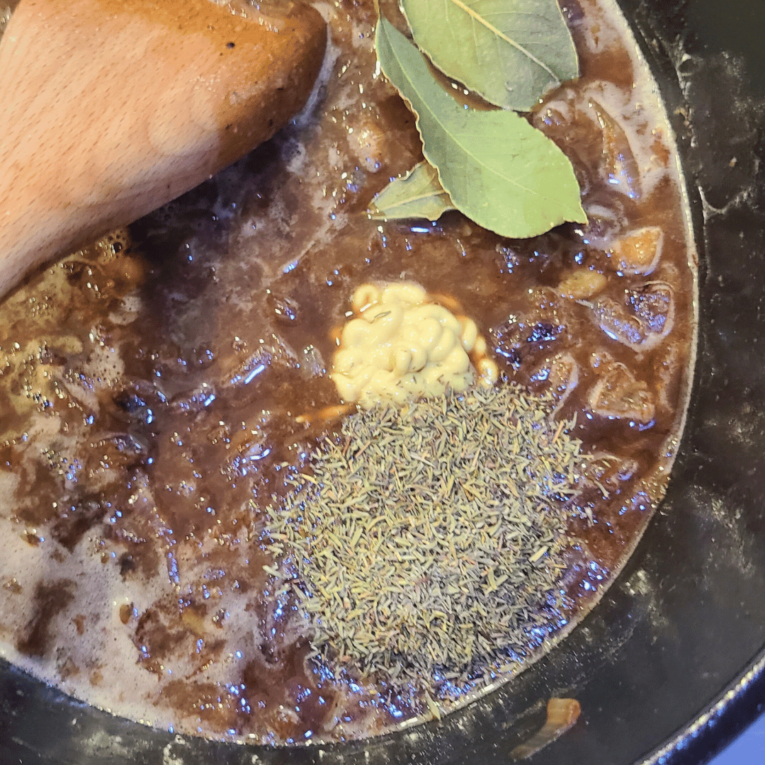 Image of Add remaining ingredients, stirring thoroughly, then return the ribs to...