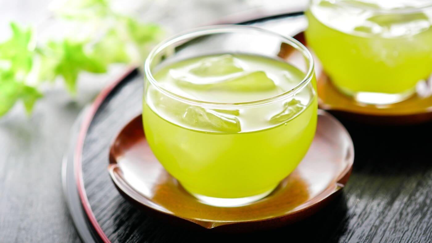 How to Make Iced Green Tea Like a Japanese Tea Master
