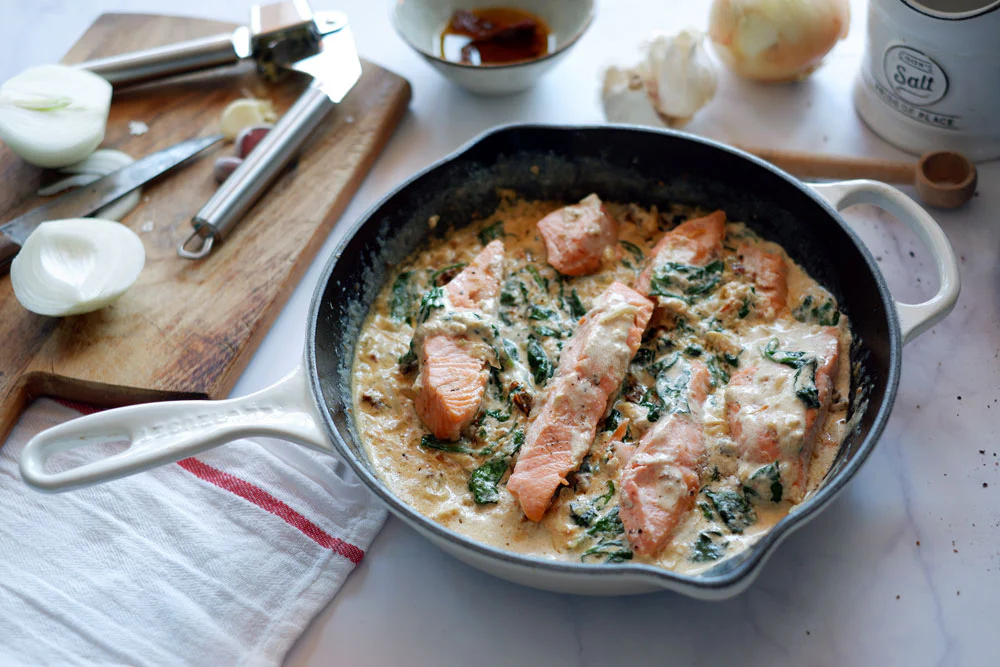 Tuscan Salmon with Sun-Dried Tomatoes