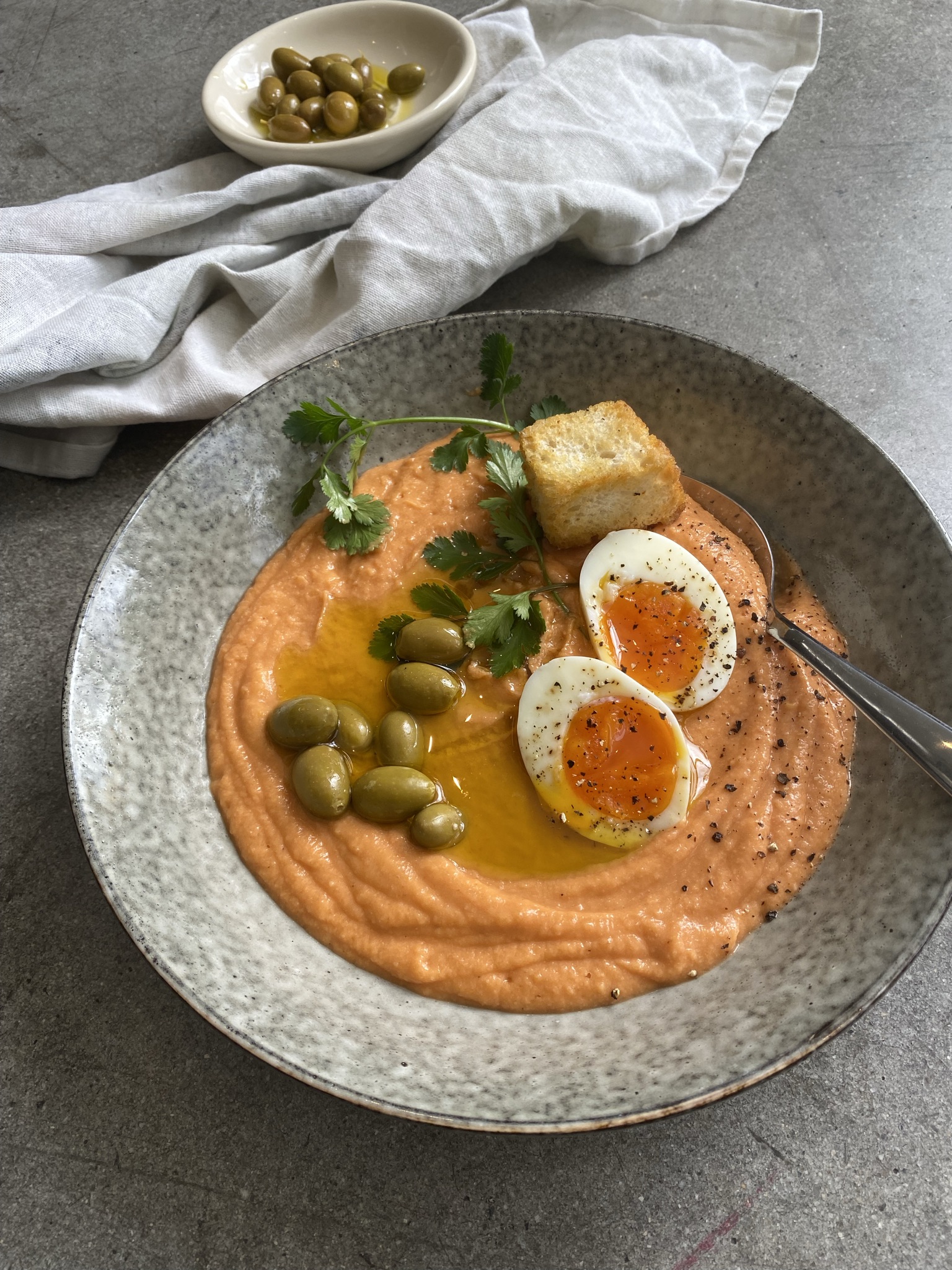 salmorejo cordobes (spanish tomato & bread soup)