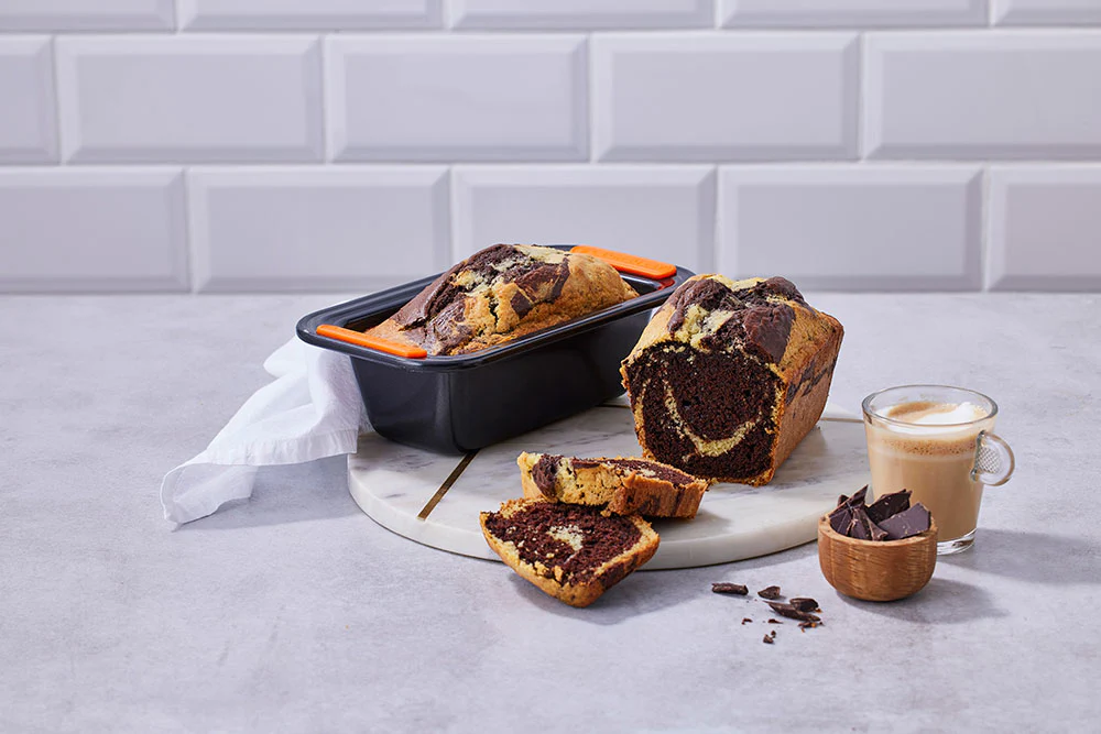 Mini gâteau marbré au chocolat et à la vanille