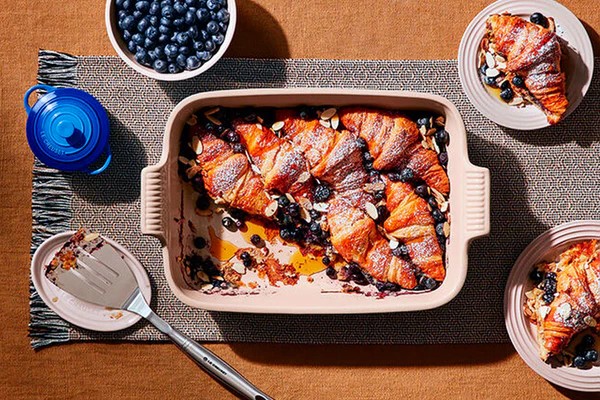 Croissants de ricotta assados em banho de amêndoa