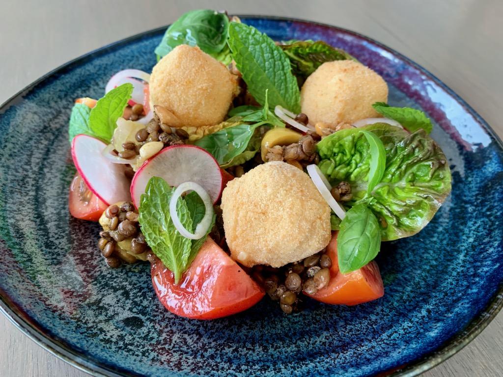 heirloom tomato & celery salad with green lentils & crispy kashkaval cheese