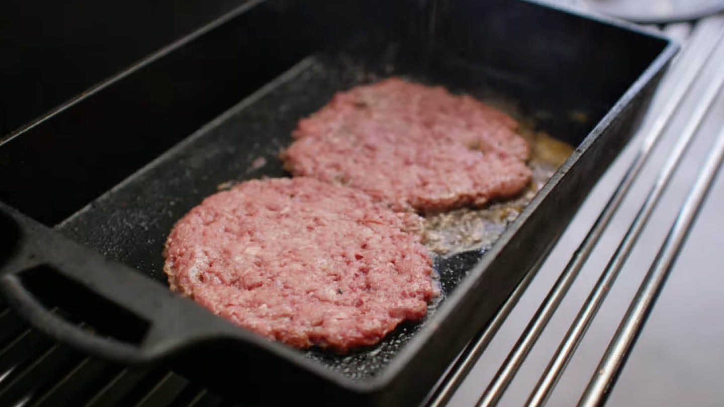 Image of Add about two tablespoons of bacon fat to the casserole...