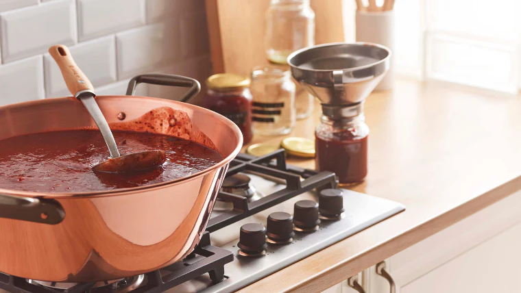 Confiture de framboise, poivron et piment d'Espelette