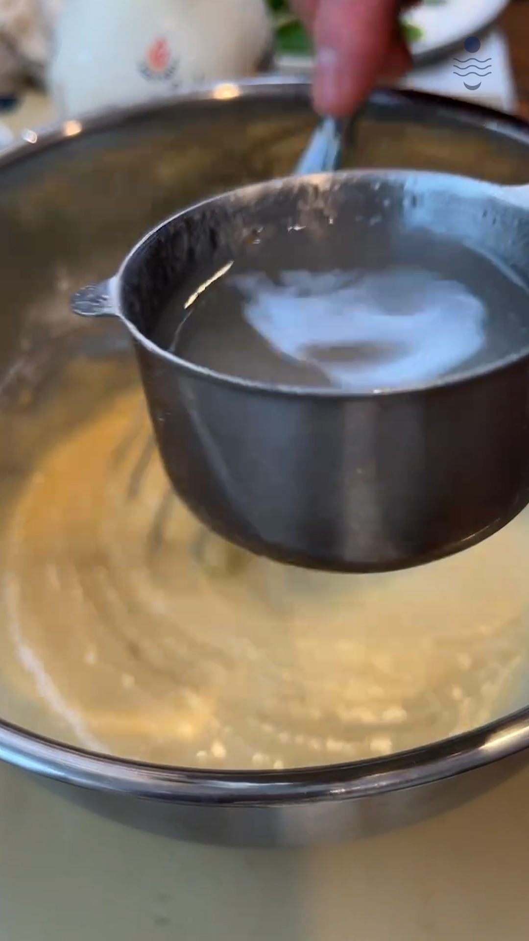 Image of In a bowl, mix 2 cups of flour, 1 egg,...