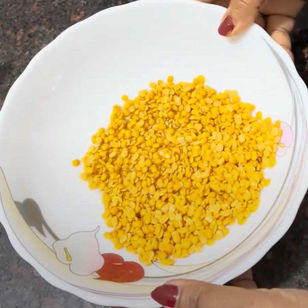 Image of Soak the dal in water for about 15-20 minutes to...