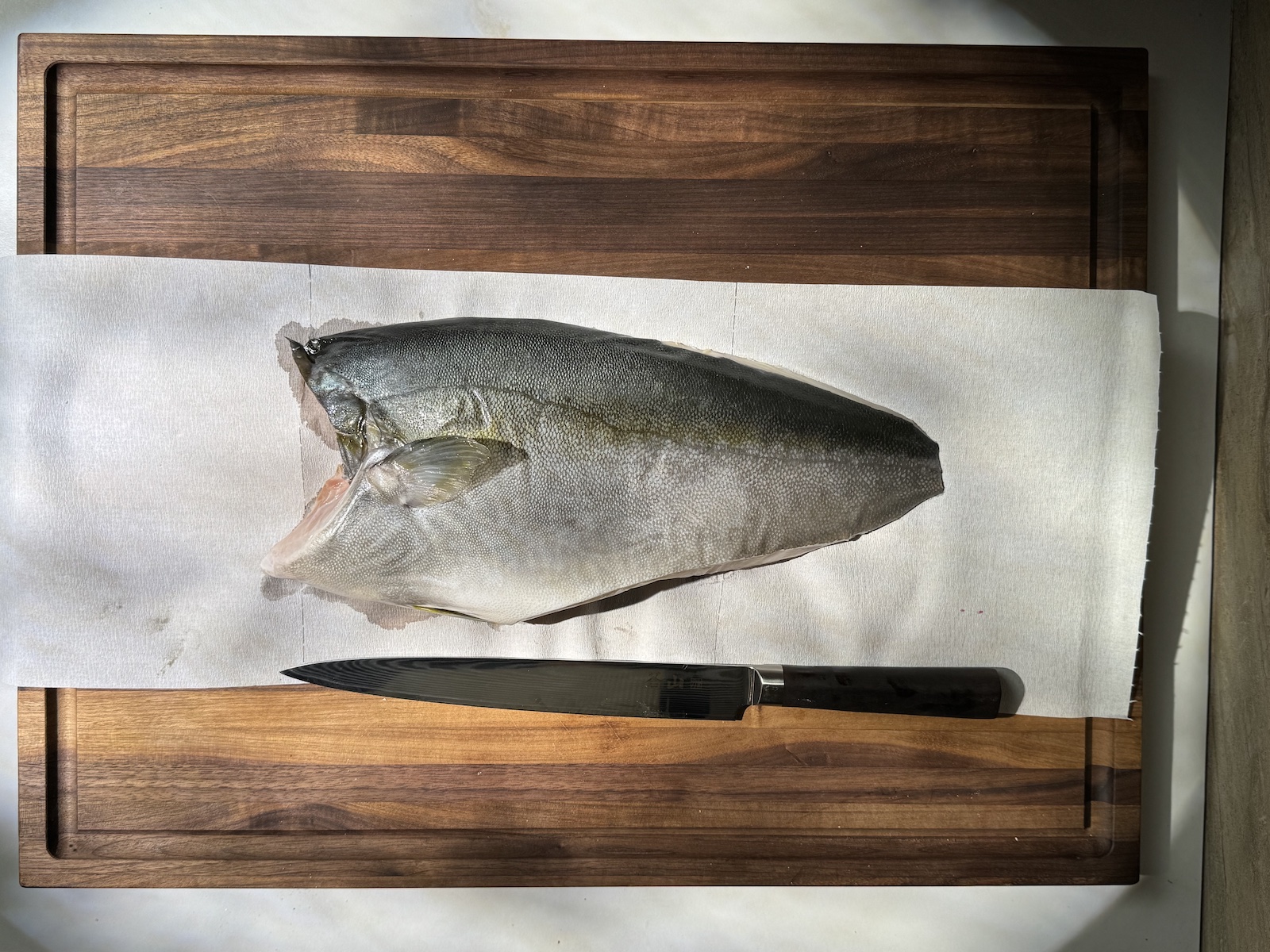 Image of Defrost the Fish: Place the yellowtail in the refrigerator to...