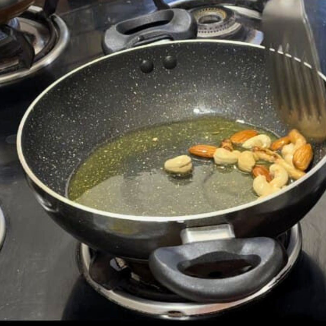 Image of In a small pan, heat 1 teaspoon of ghee and...