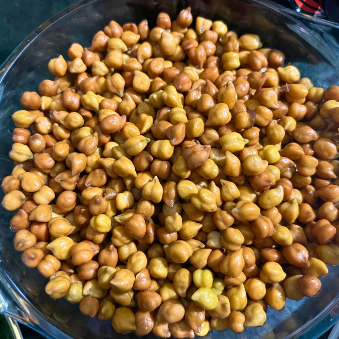 Image of Wash the black chickpeas thoroughly and soak them in 3...