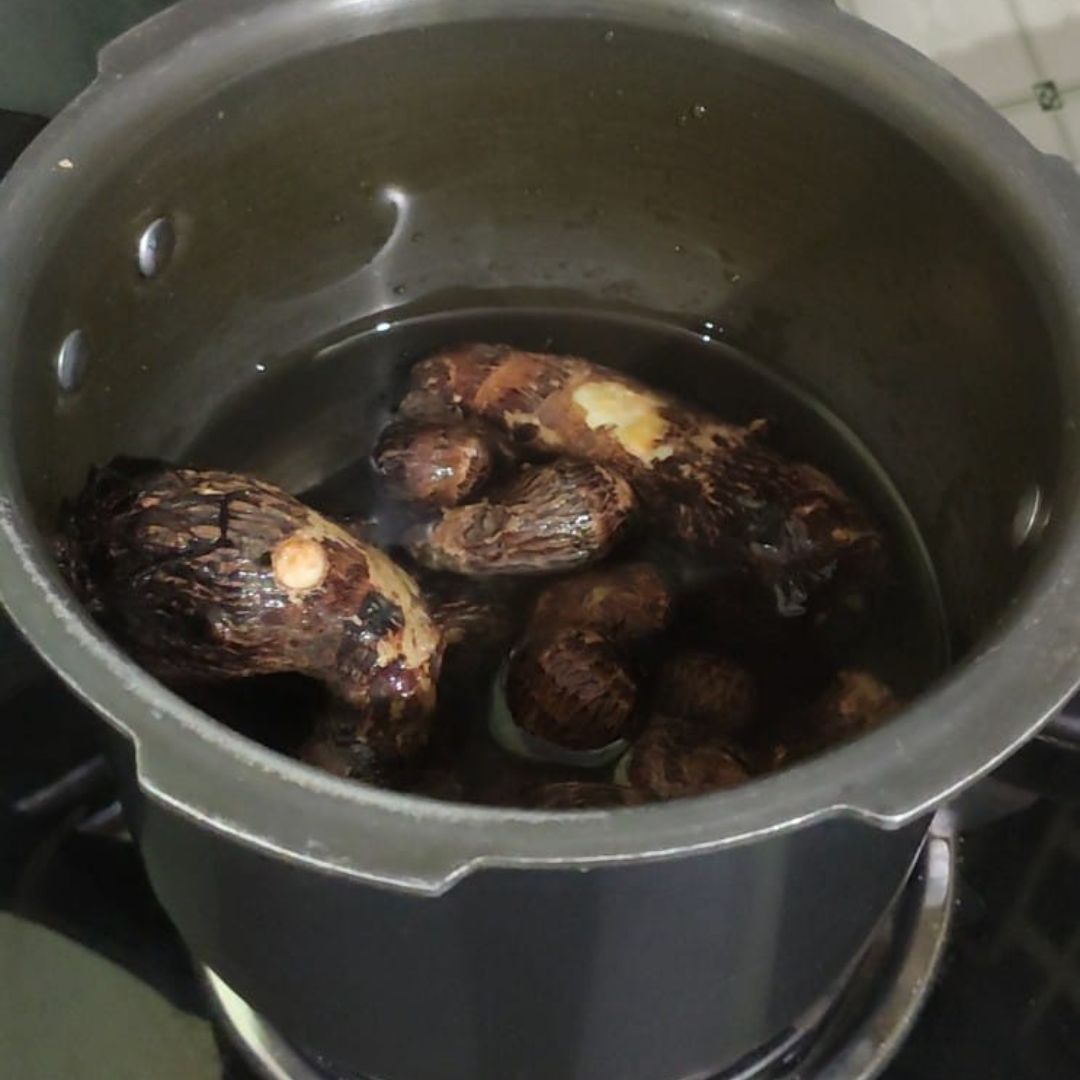 Image of Boil the arbi pieces until soft but not mushy. Drain...