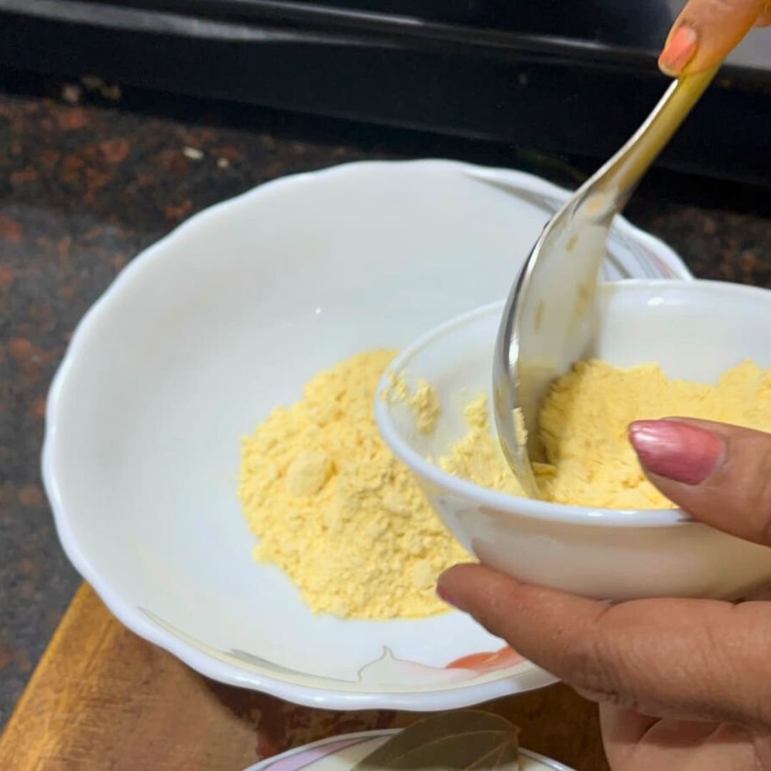 Image of In a separate bowl, mix gram flour, water, and salt...