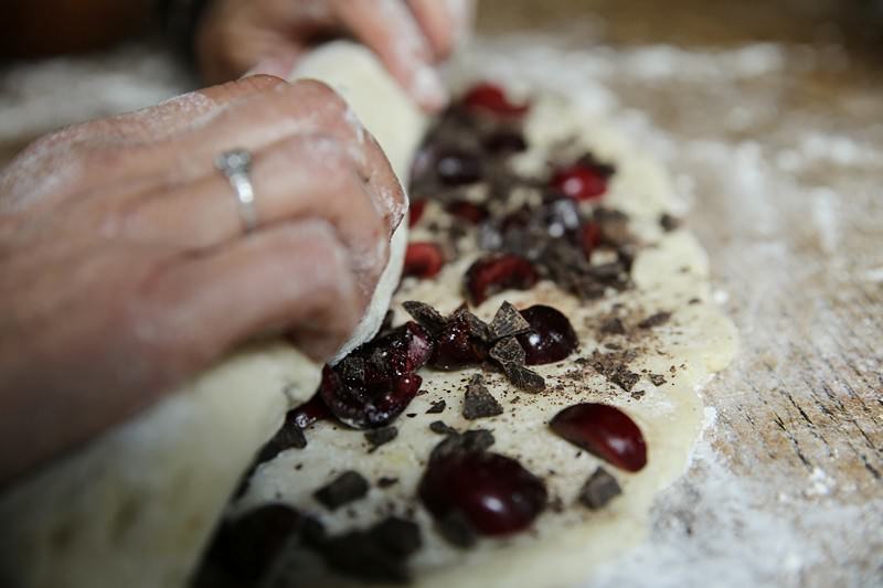 Image of You can use a spatula or dough cutter to carefully...