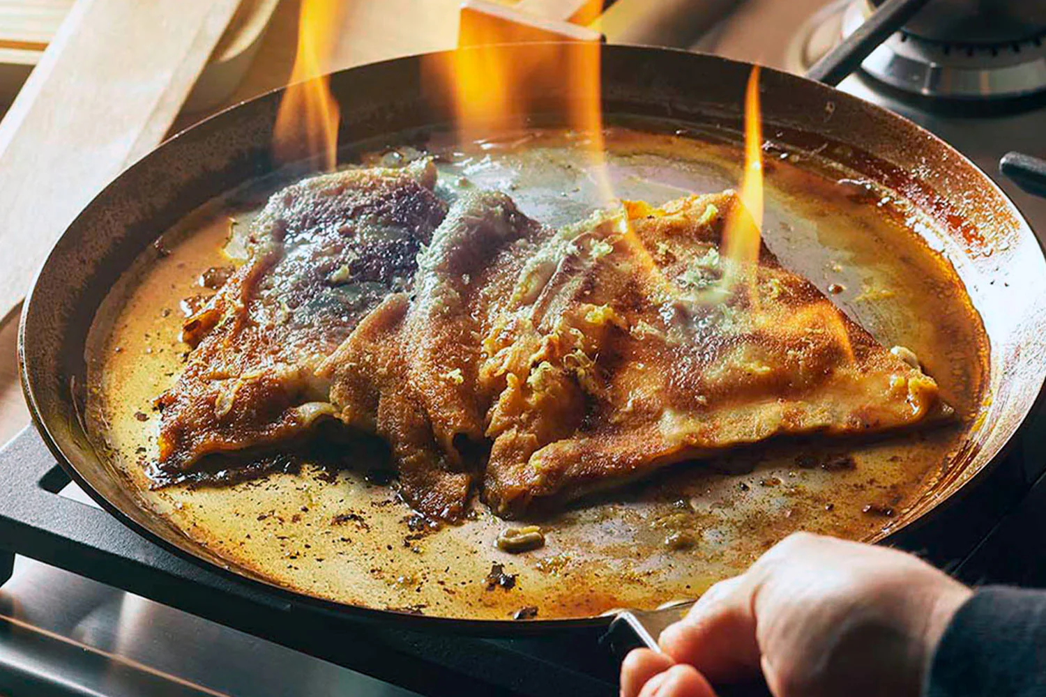 Crêpes Suzette : crêpes françaises au limoncello