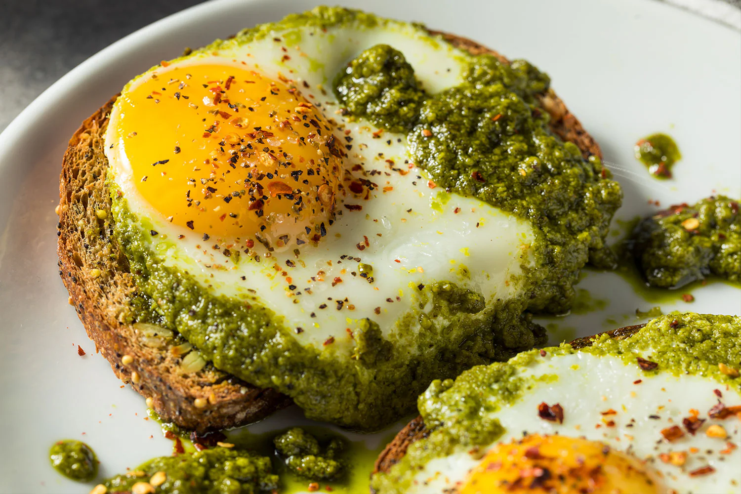 Ovos com pesto