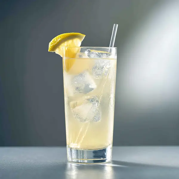 A photo of the Ginger Zing Collins cocktail containing Beefeater London Dry Gin, Freshly squeezed lemon juice, Ginger ale in a Collins.