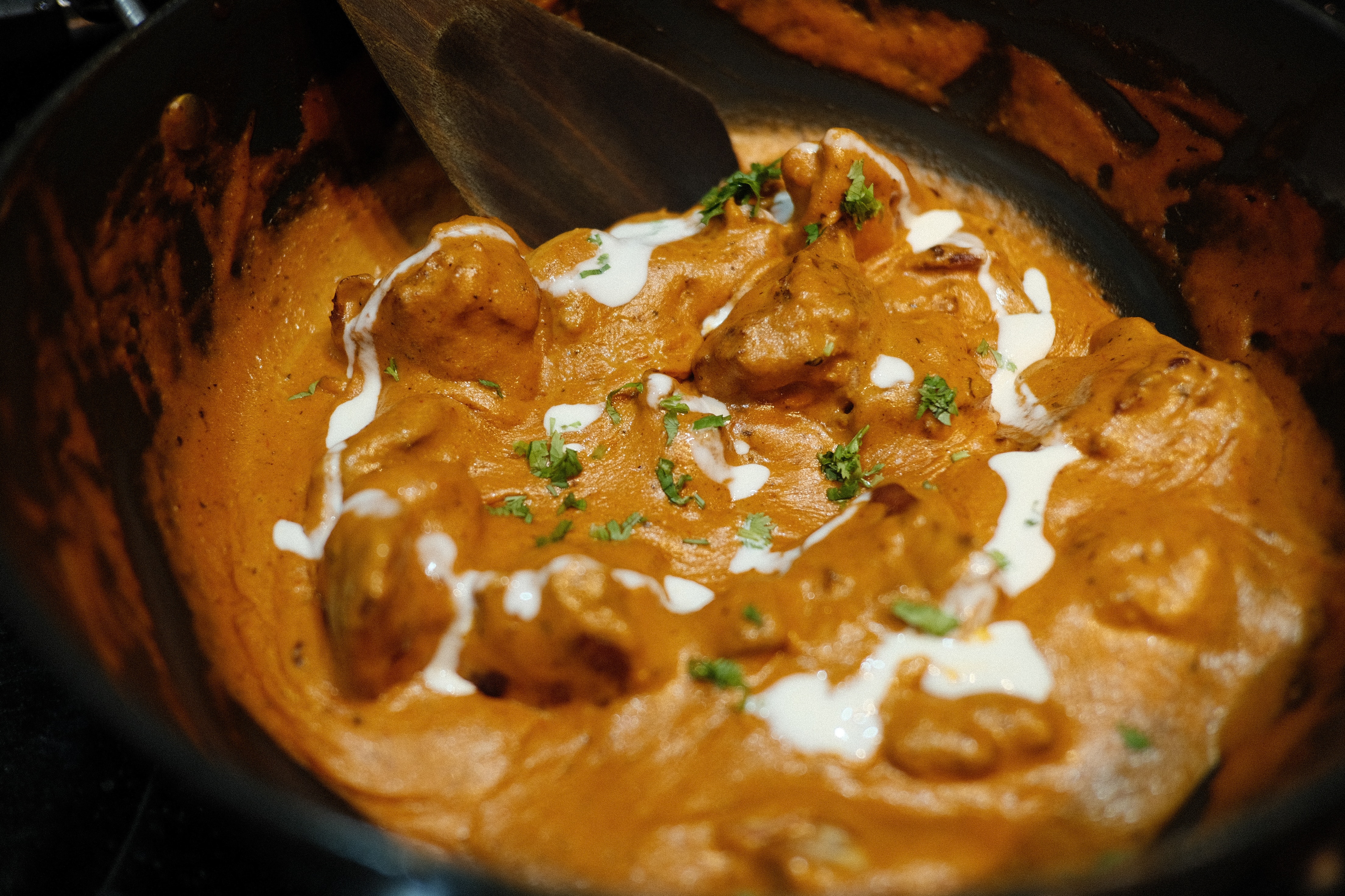 Restaurant-Quality Butter Chicken Recipe (Stovetop or Instant Pot)