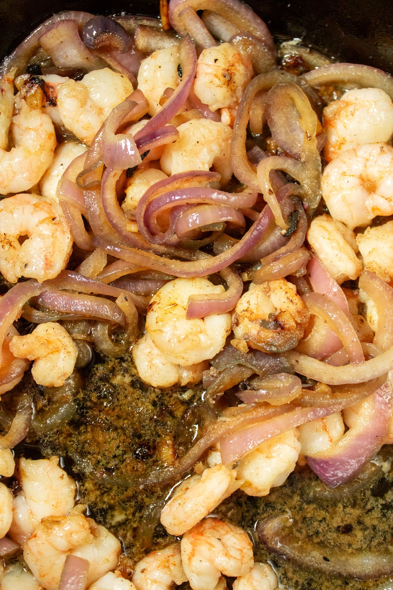 Image of Add in shrimp and cook until ready.