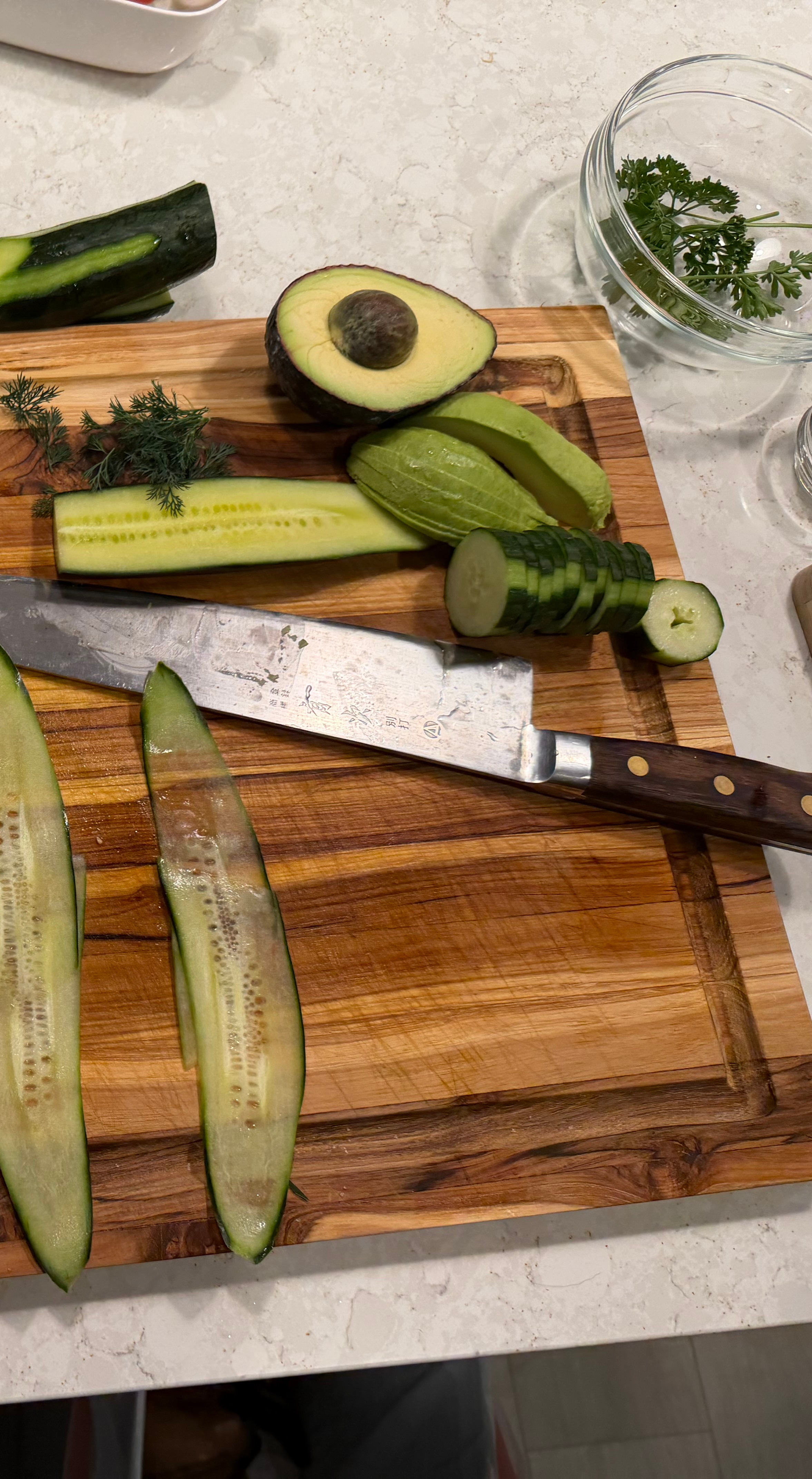 Image of Slice avocado into thin wedges.