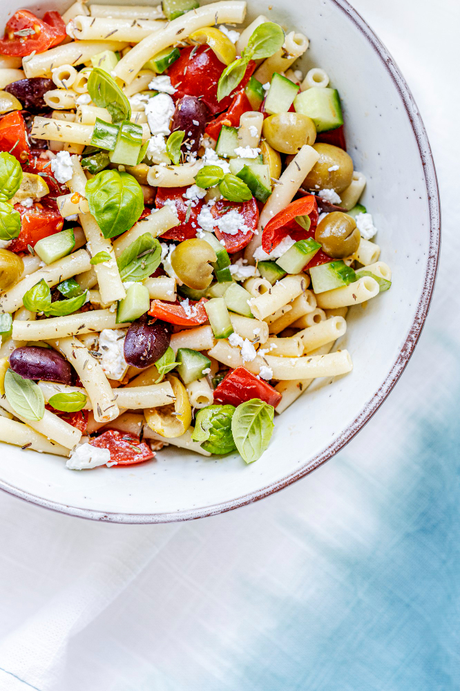 Mediterranean Macaroni with Olives & Feta