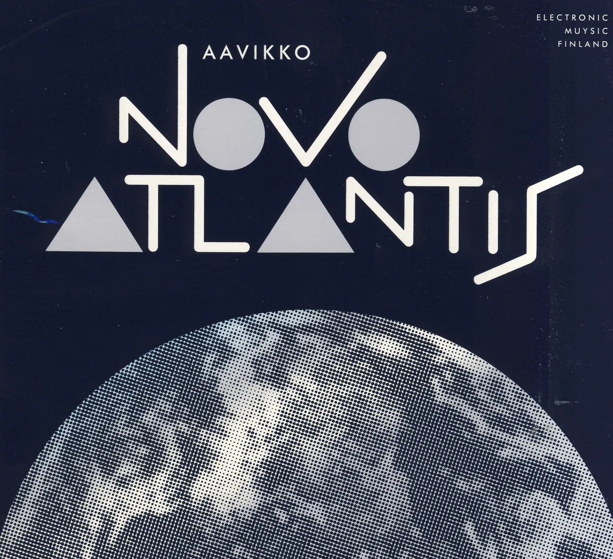 Official album cover art for the release Novo Atlantis by Aavikko