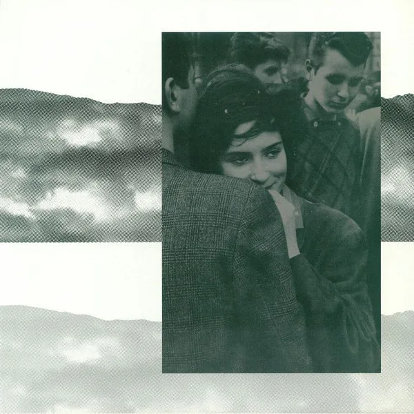 Official album cover art for the release Erinnerungen an Gesichter by Brannten Schnüre