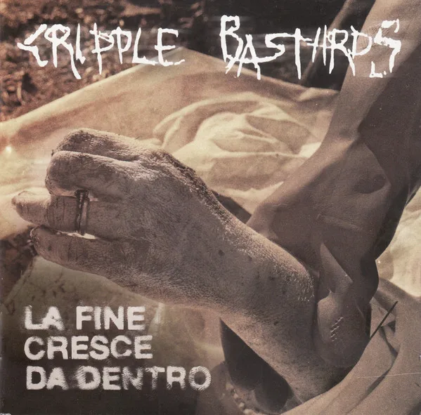 La fine cresce da dentro