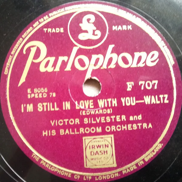 I'm Still in Love With You / Lookin' Around Corners for You