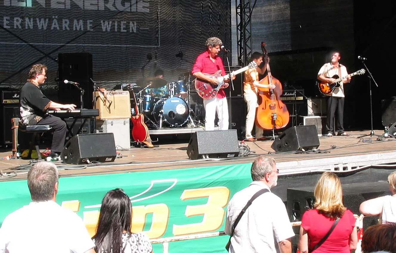 Mojo Blues Band