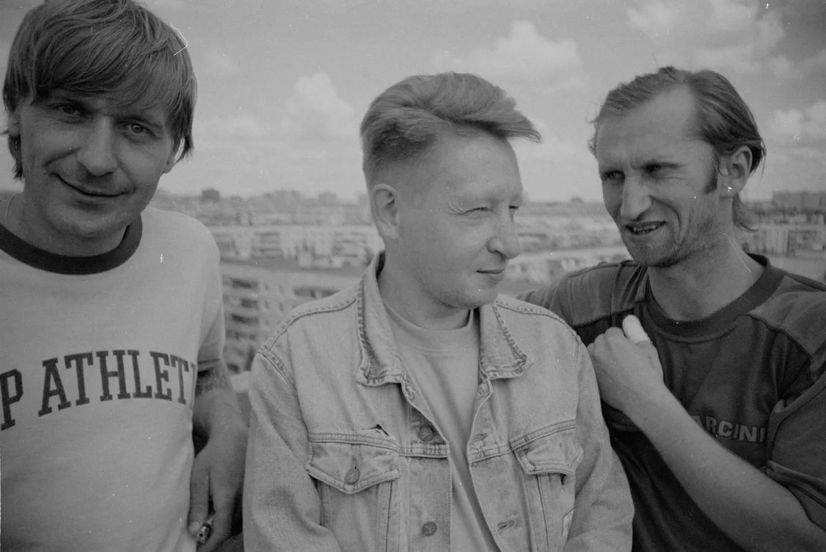 Official promotional archive photo of Хуго-Уго