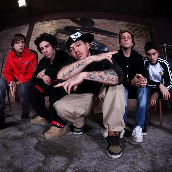 Charlie Brown Jr.
