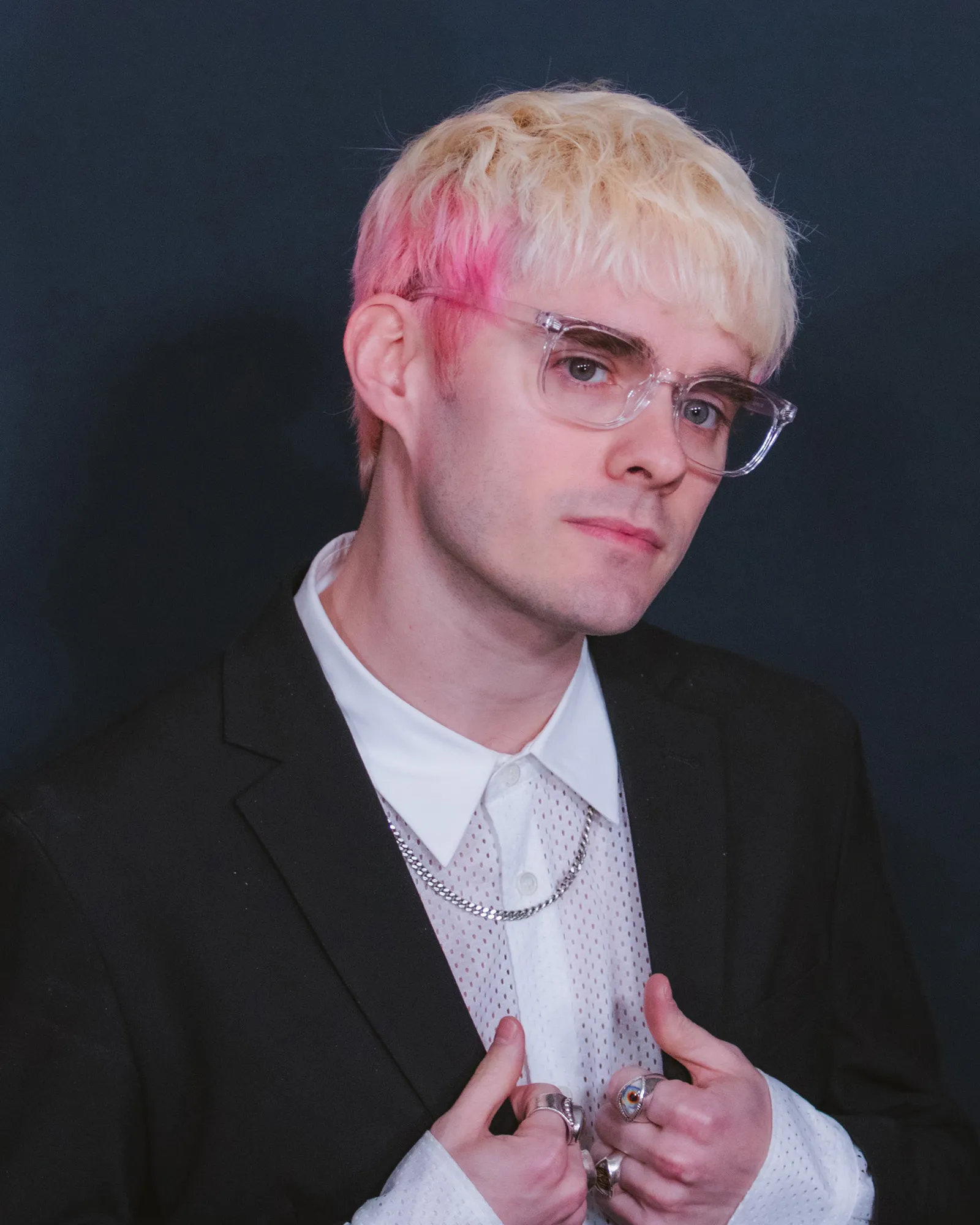 Awsten Knight